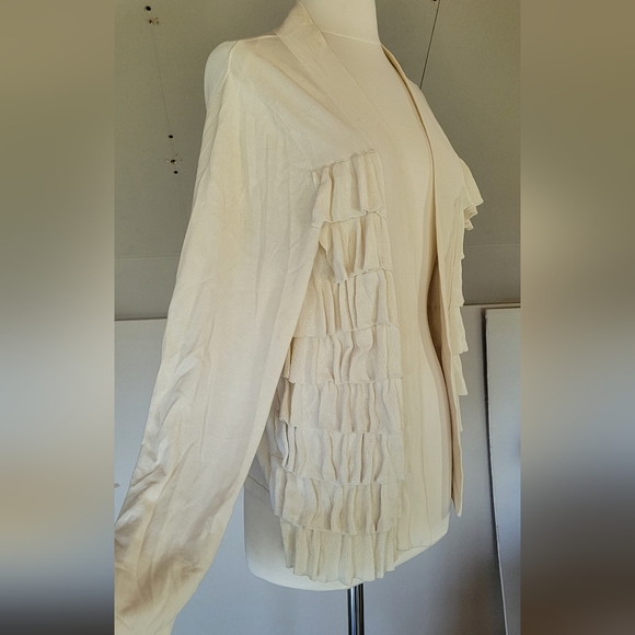 Kenneth Cole Reaction Ruffle Cardigan Sweater Womens Size L Fall Fashion - Picture 3 of 7